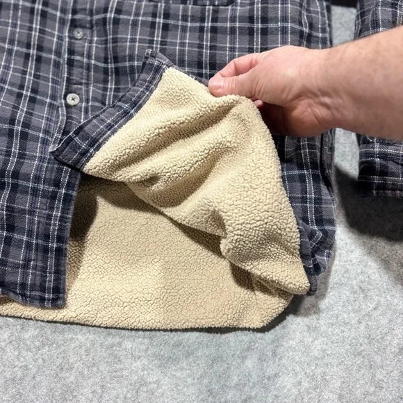 Levis Jacket mens XXL Flannel Sherpa Lined Shackleton Shacket Plaid Black Button - Picture 4 of 14